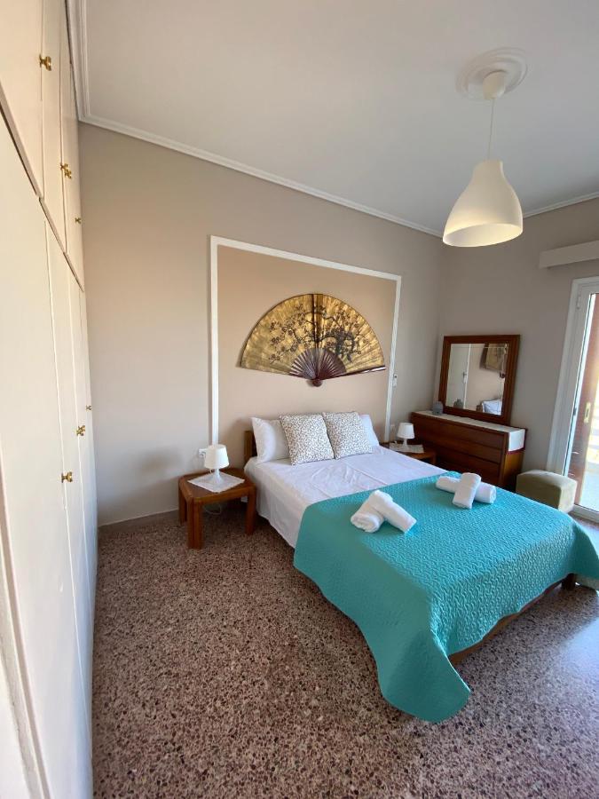 Mpanos Sea Apartment 2 Loutra Oraias Elenis Bagian luar foto